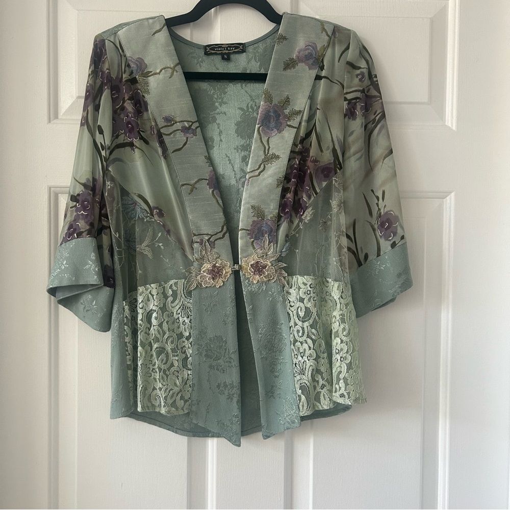 Violet Kay Vintage Lace and Chiffon Floral Print Kimono Jacket